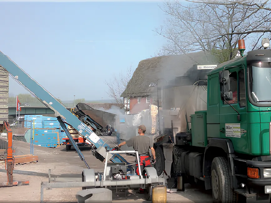 Gussasphalt auf der Straße